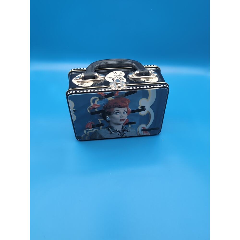 I Love Lucy Tin Metal Tote Lunchbox LTD ED Collectible Vandor 7”x 5” x 3” Vandor